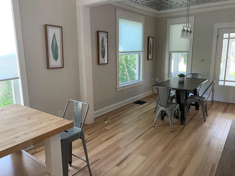 219 S Elmwood Ave — Photo 7