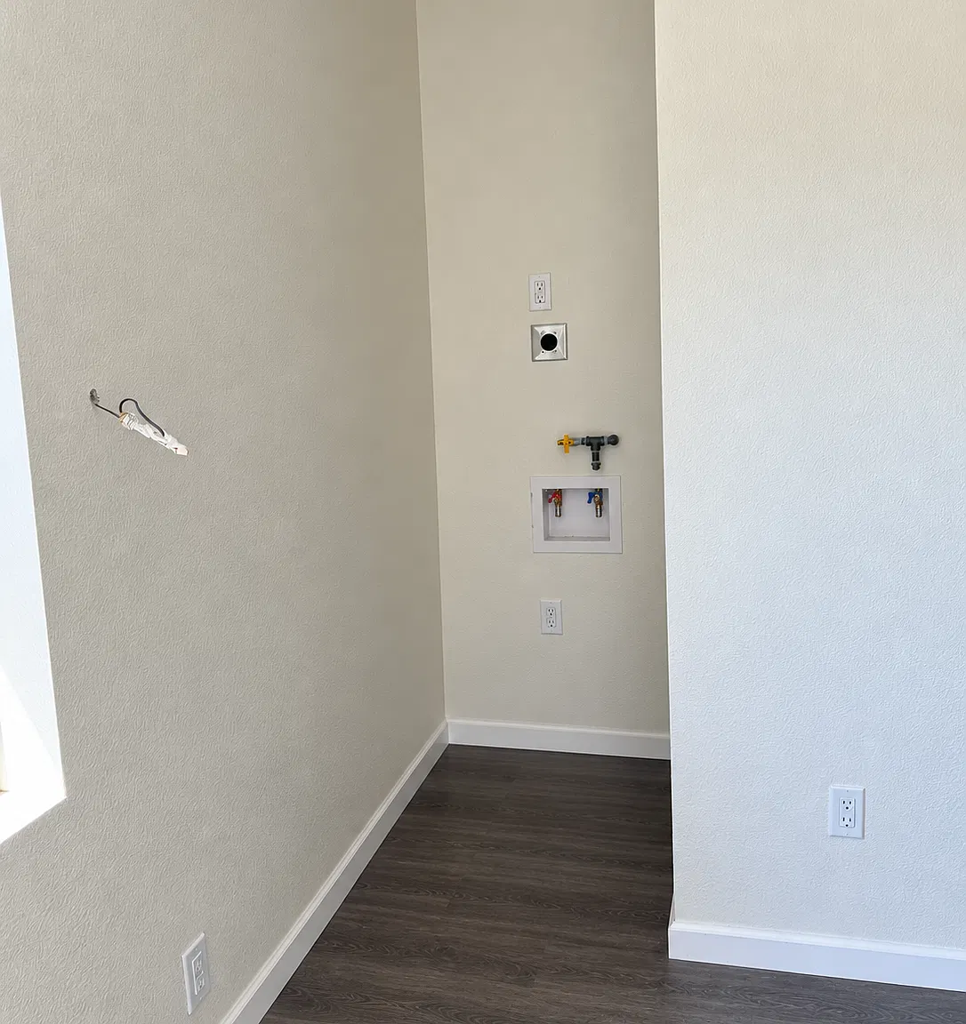 2 bed, 1.5 bath, $2,200 — Photo 2