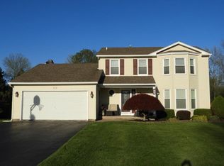 707 Bram Hall Dr, Rochester, NY 14626