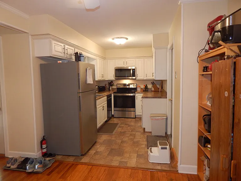 1024 Vanderploeg Dr — Photo 12
