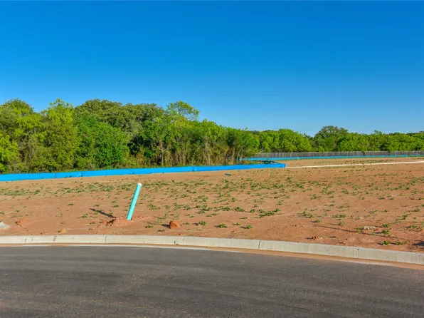 902 Southern Oaks Ct, Abilene, TX 79602