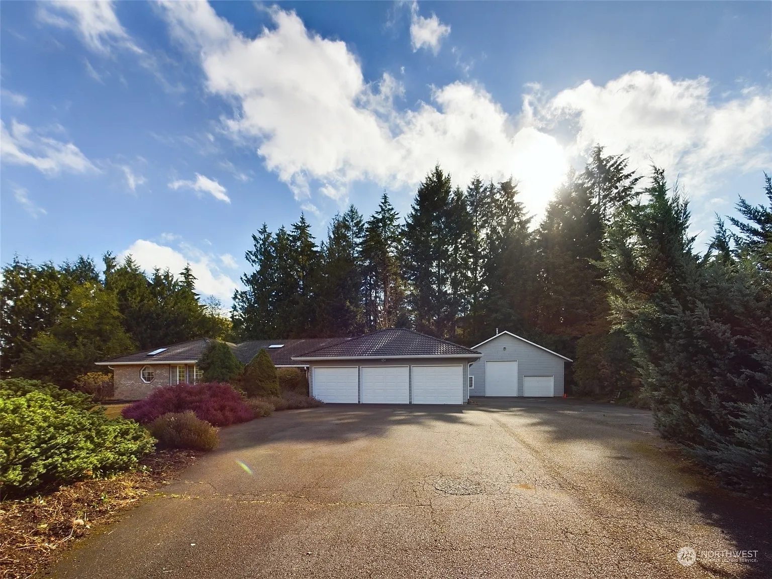 3340 Lilly Road NE photo 1