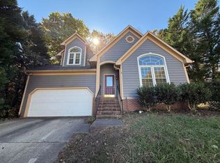 103 Wabash Cir, Cary, NC 27513