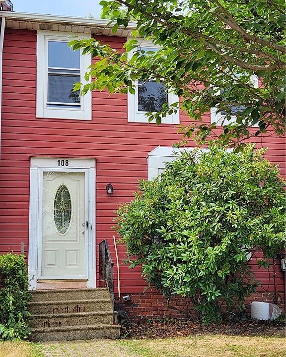 1st image of 108 Cambria Hill Dr