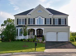 25697 Hopefield Pl, Chantilly, VA 20152