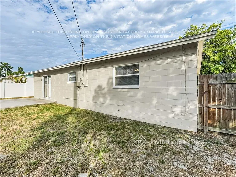 6044 Francis Dr — Photo 17