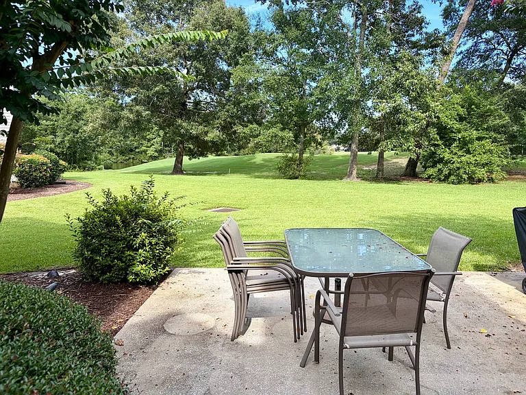 10 Loganberry Ct #G — Photo 19