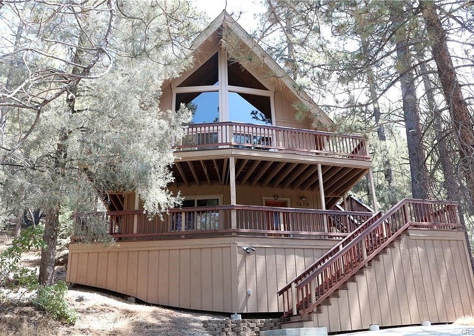 1st image of 1420 Bernina Dr