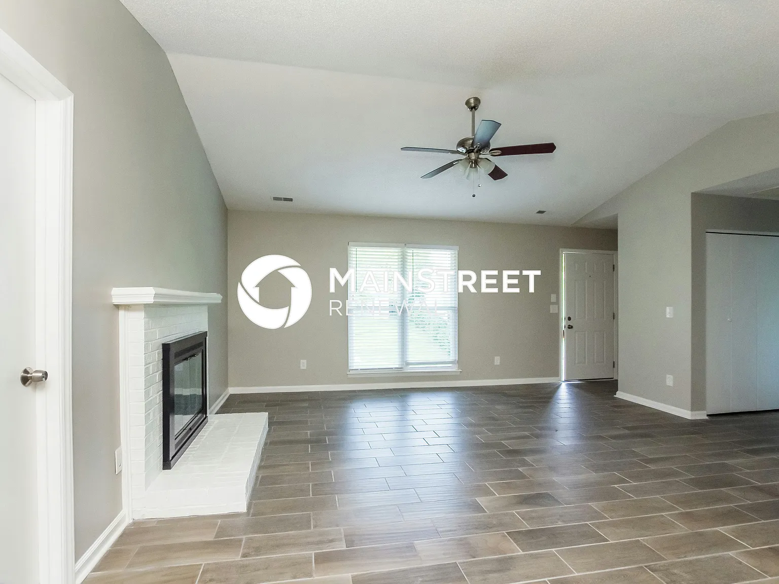 8834 Royal Scot Ln — Photo 4
