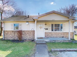 2425 Bollinger Ave NE, Canton, OH