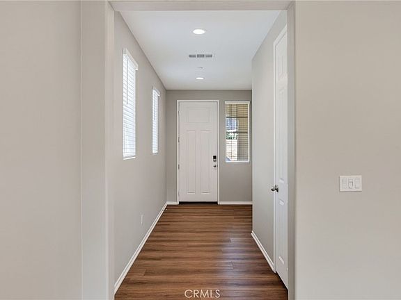 5th image of 24170 Hillcrest Dr #1