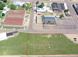 S 2nd St, Madison, SD 57042