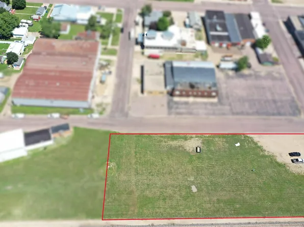 S 2nd St, Madison, SD 57042