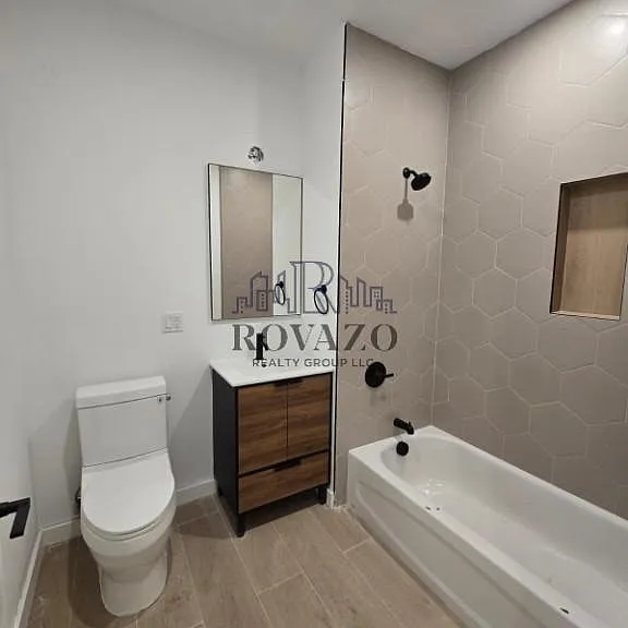 74 Webster St #3B — Photo 5