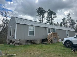 27 Oak Creek Dr, McHenry, MS 39561