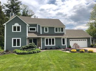 803 Eaglesknoll Ct, Cincinnati, OH 45255