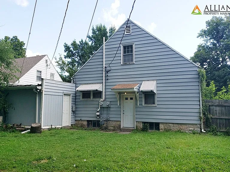 819 N 8th St #B — Photo 2