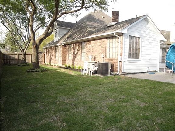 4th image of 1414 Garden Park Dr