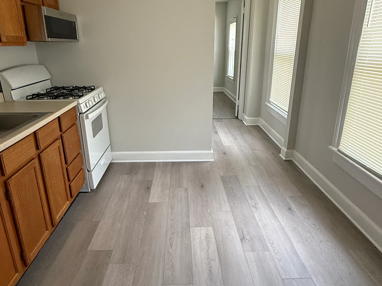 2 bed, $2,450 — Photo 4