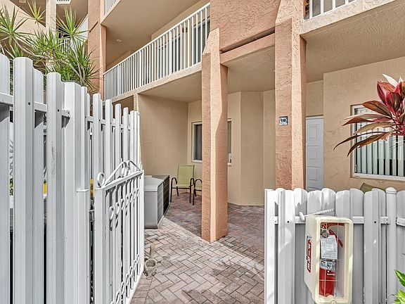 3rd image of 7775 Yardley Drive #110