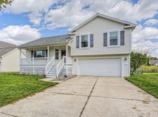 422 Coventry Ln, Mason, MI 48854