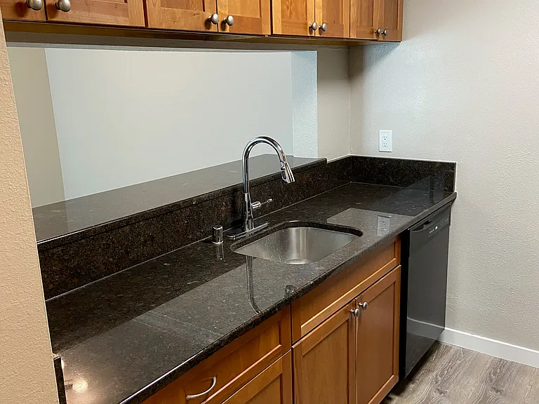 NE 148th Ln — Photo 17