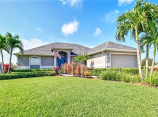 312 NW 10th Ter, Cape Coral, FL 33993