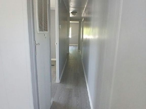 5th image of 868 E Commerce St #140