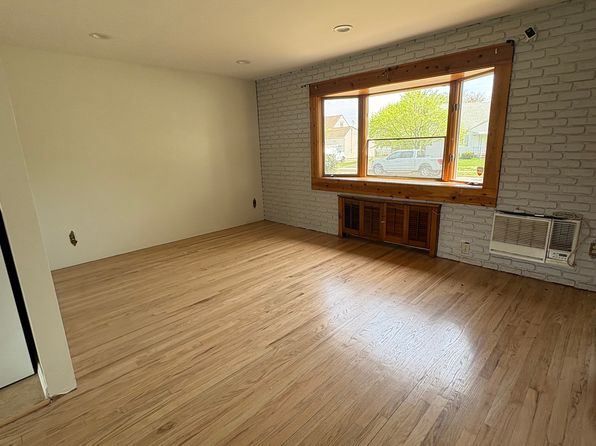400 Amherst Rd