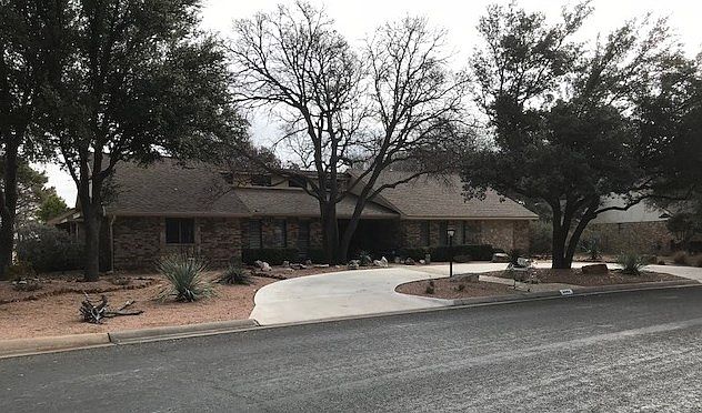 1st image of 5502 Woodbine Ln