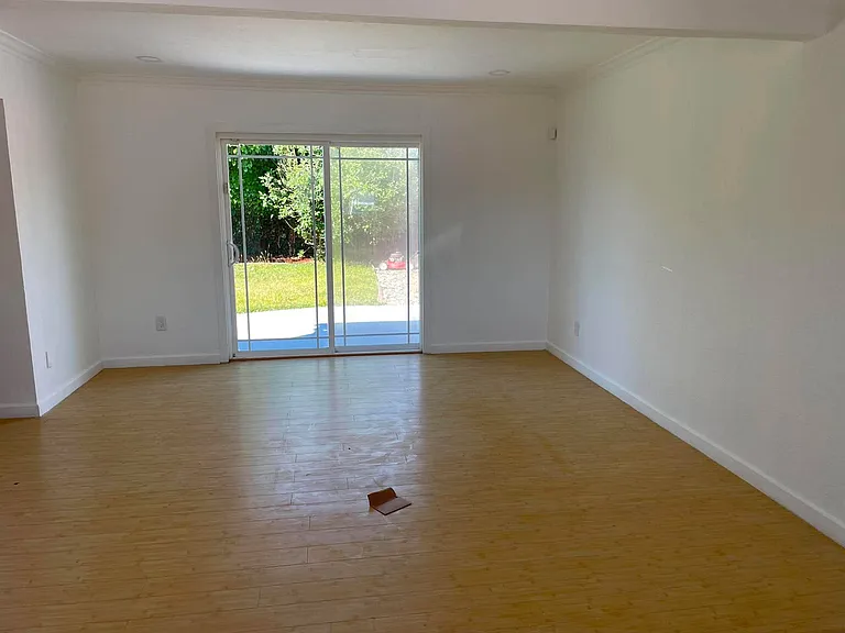 40140 Kelly St — Photo 9