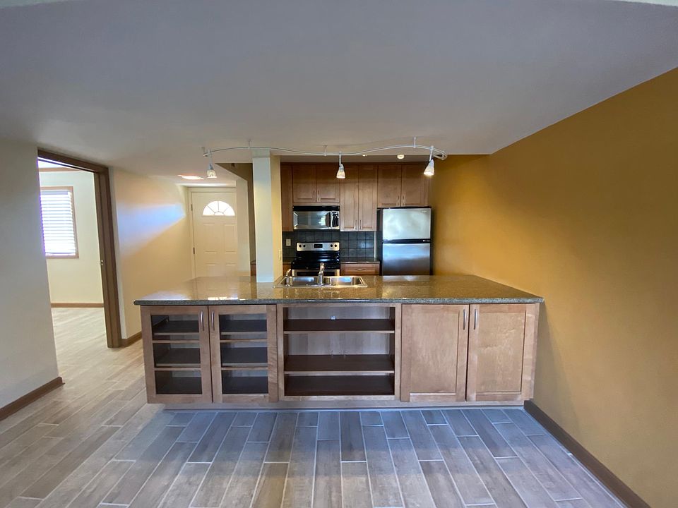 Kitchen with newer appliances