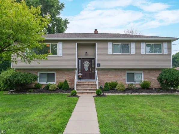 11 Redwood Dr, Fairfield Twp., NJ 07004