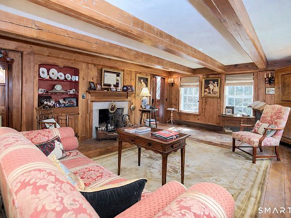 5th image of 320 North Salem Road