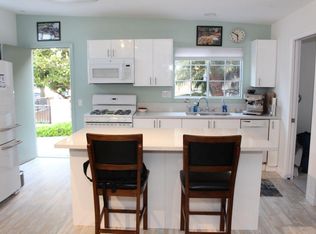828 Turquoise St, San Diego, CA 92109