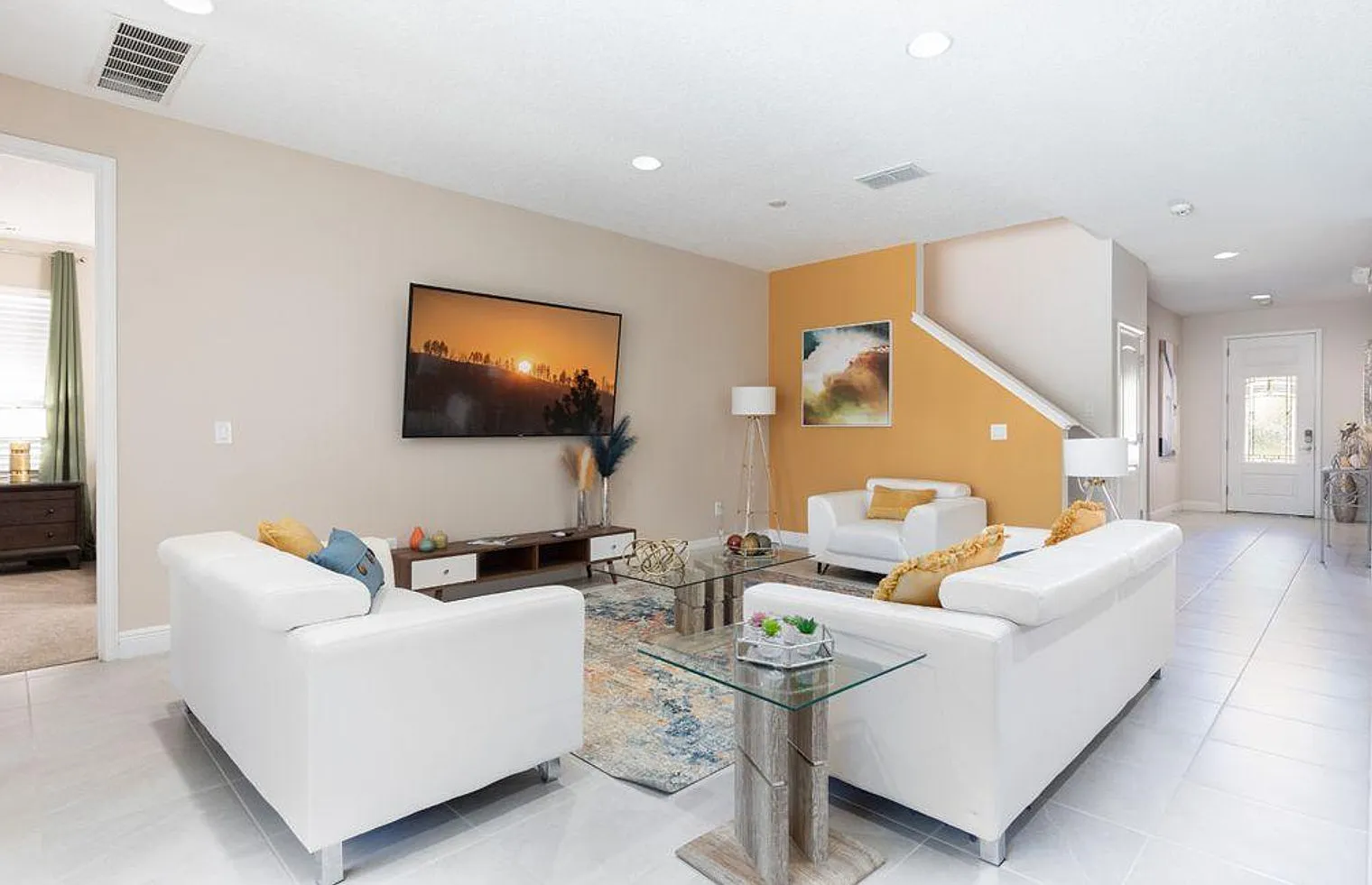 8 bed, 7.0 bath, 3605 sqft, $11,351 — Photo 2