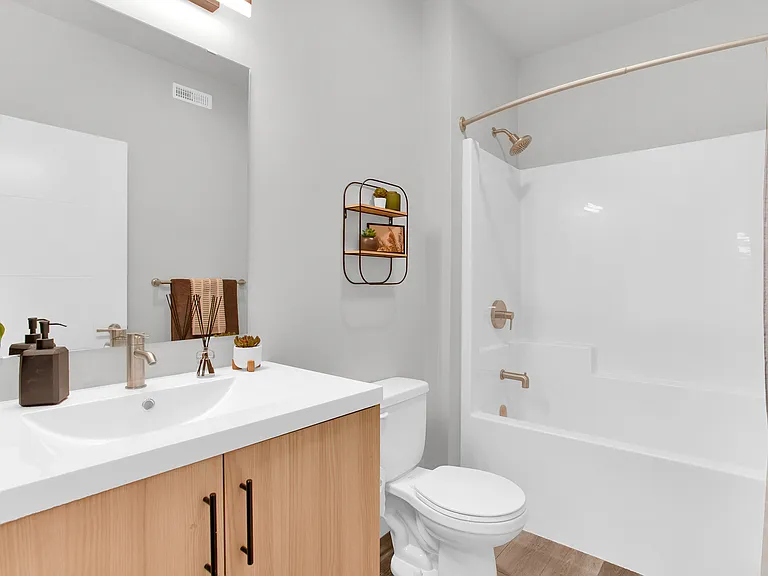 5055 Northland Dr NW — Photo 26