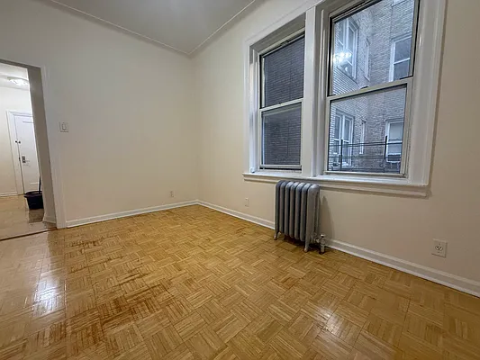 Rented by Manhattan Realty Group | media 4