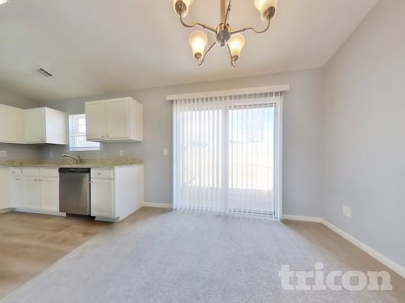 4th image of 245 Longview Dr