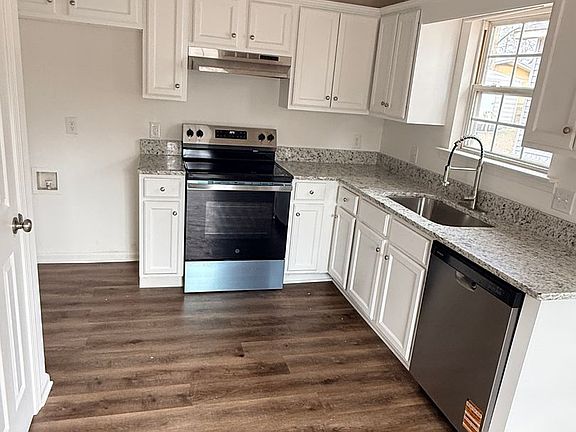 3rd image of 2812 25th St