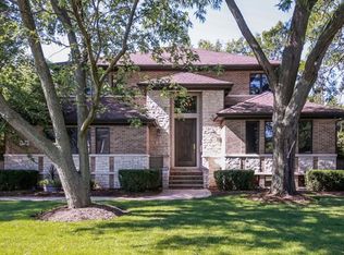 2116 De Cook Ave, Park Ridge, IL 60068