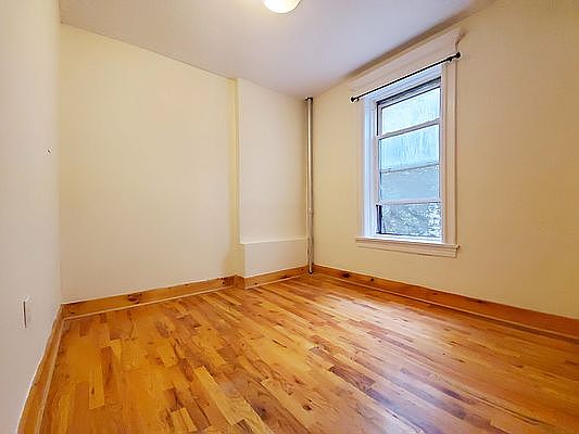 5th image of 986 Bergen St #1B