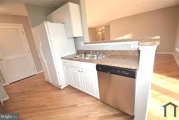 2 bed, 1193 sqft, $2,125 — Photo 3