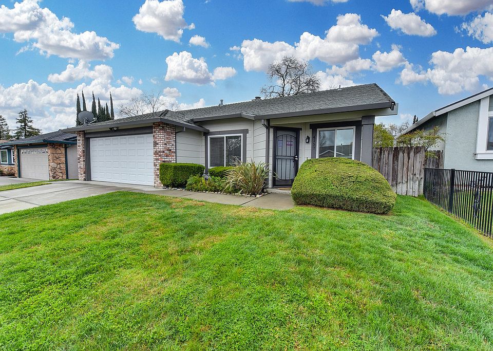 1st image of 4157 N Country Dr
