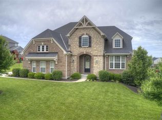 1613 Southcross Dr, Hebron, KY 41048