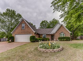 4710 Shadow Tree Cv, Arlington, TN 38002