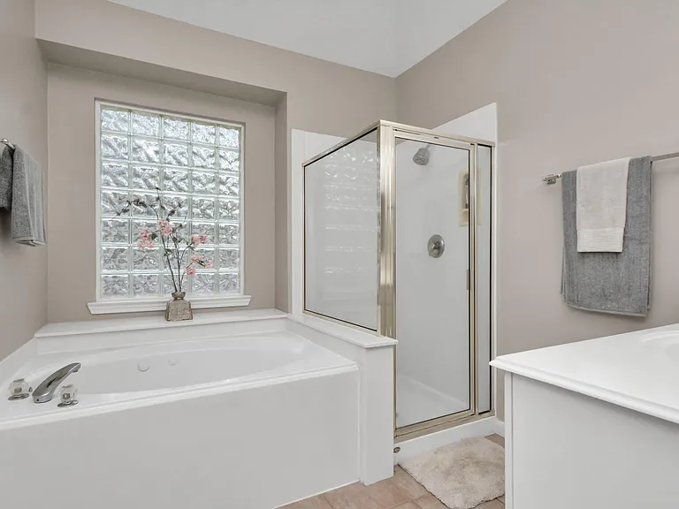 23939 River Place Dr — Photo 27