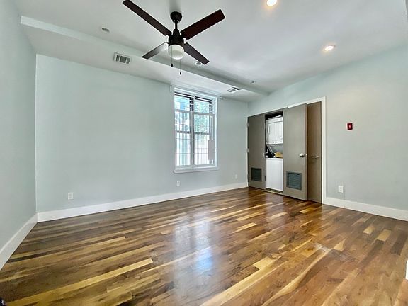 3rd image of 1148 Union St #2B