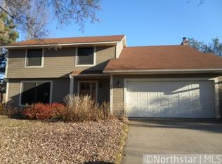 2414 Oakridge Ct, Stillwater, MN 55082