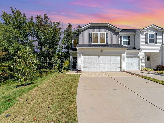 2nd image of 2352 Belterra Dr